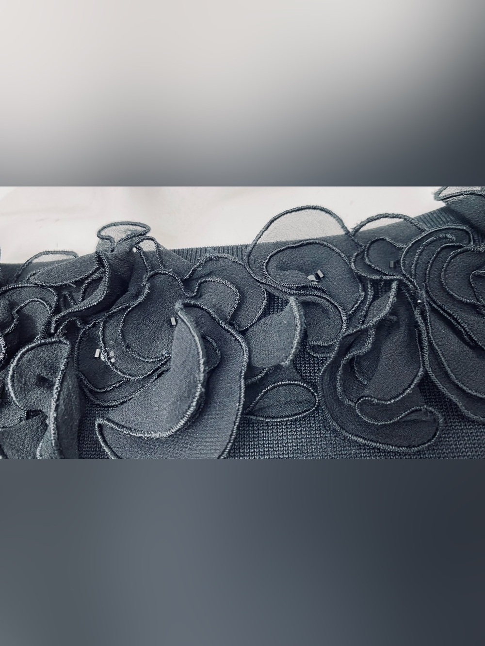 ‼️Silk Carlisle Black Floral Trim Boatneck Top - Picture 5 of 7